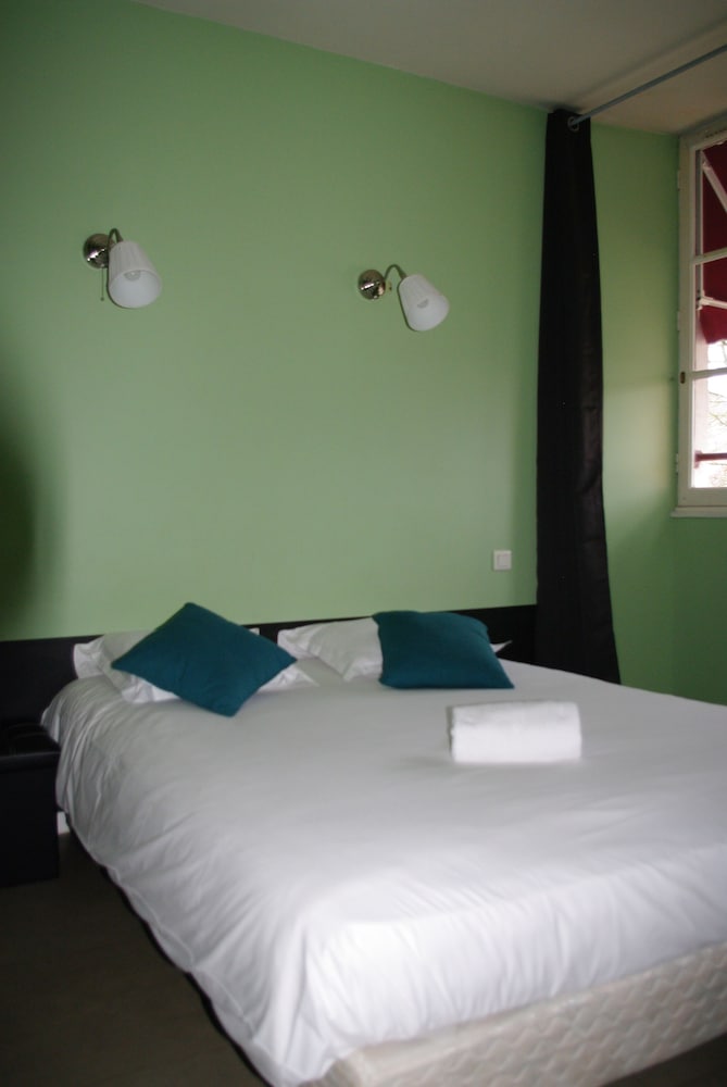Standard Double Room photo 3