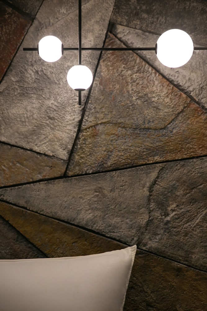 Premium Room - Photo 9