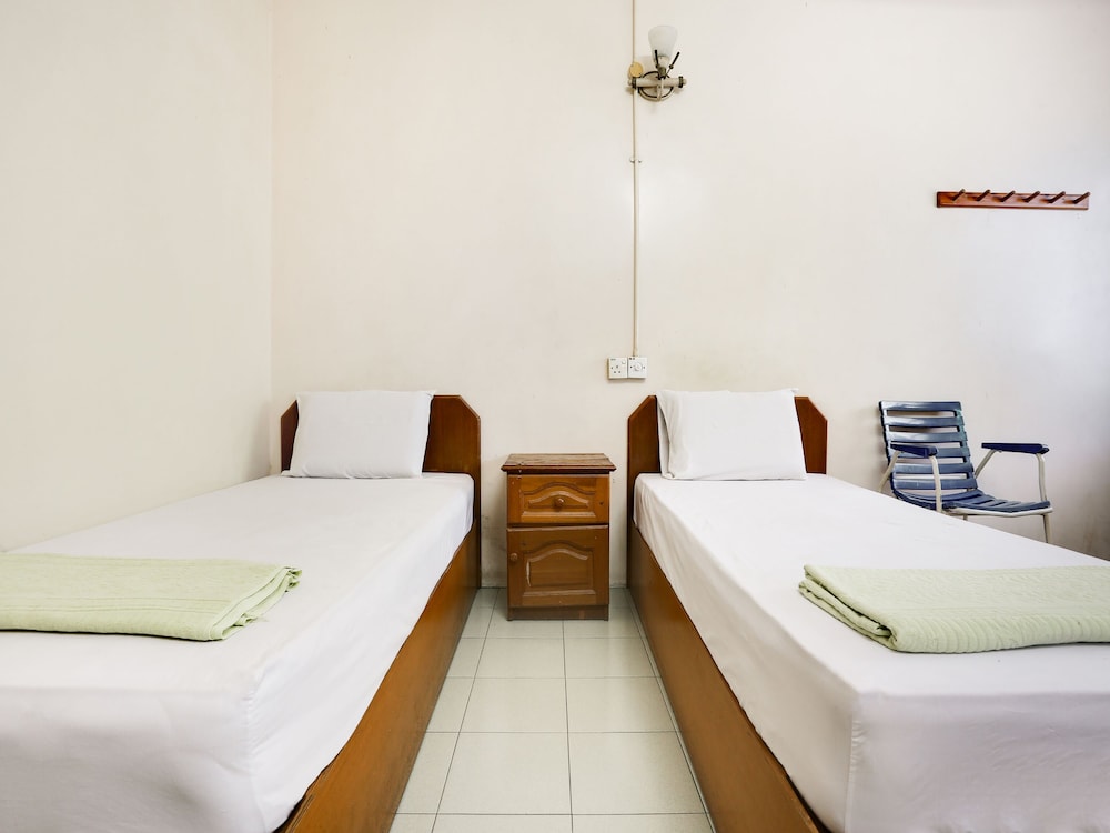 Standard Twin Room photo 2