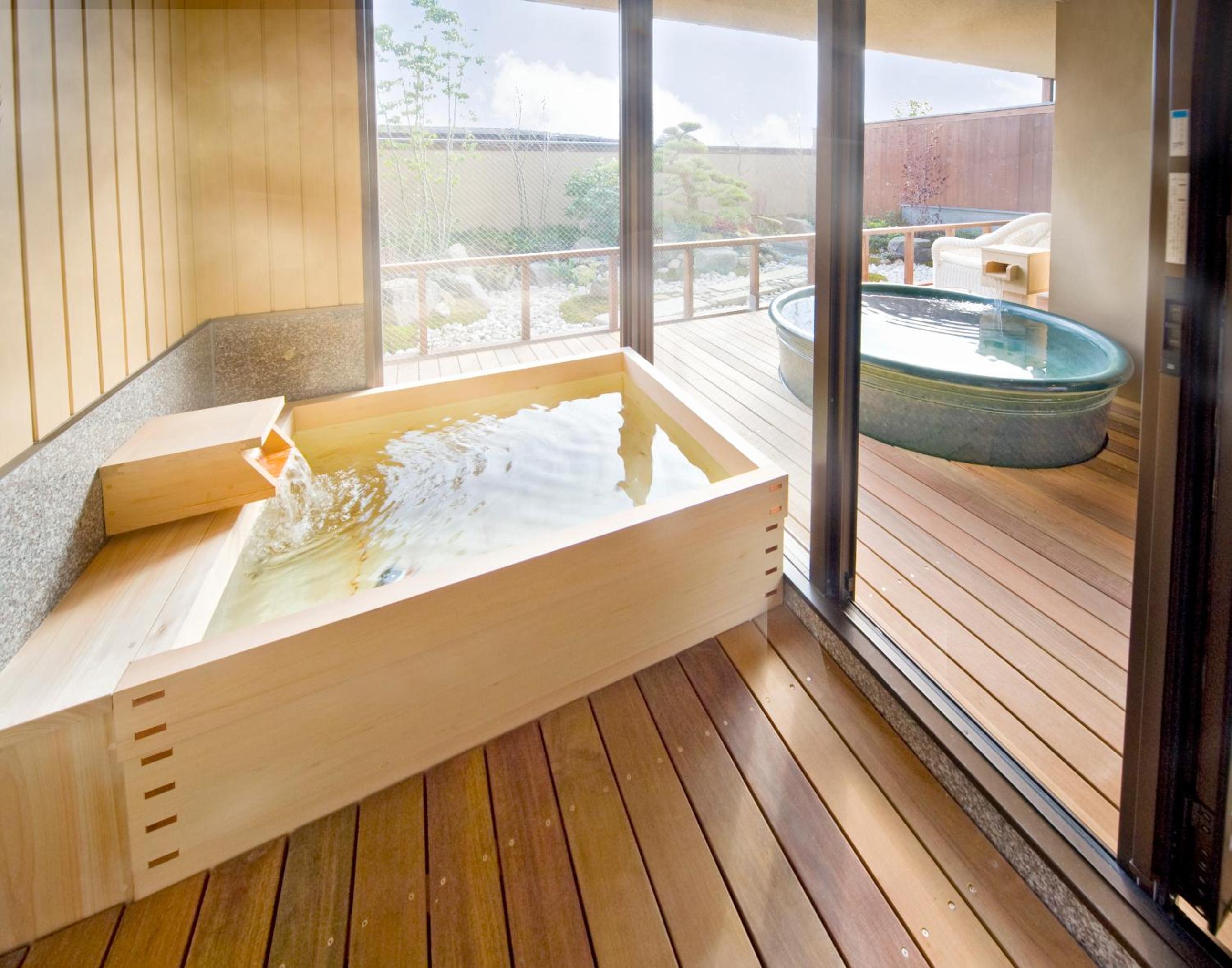 Two-Bedroom Suite - Photo 9