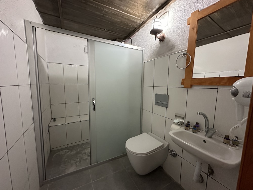 Standard Quadruple Room photo 2