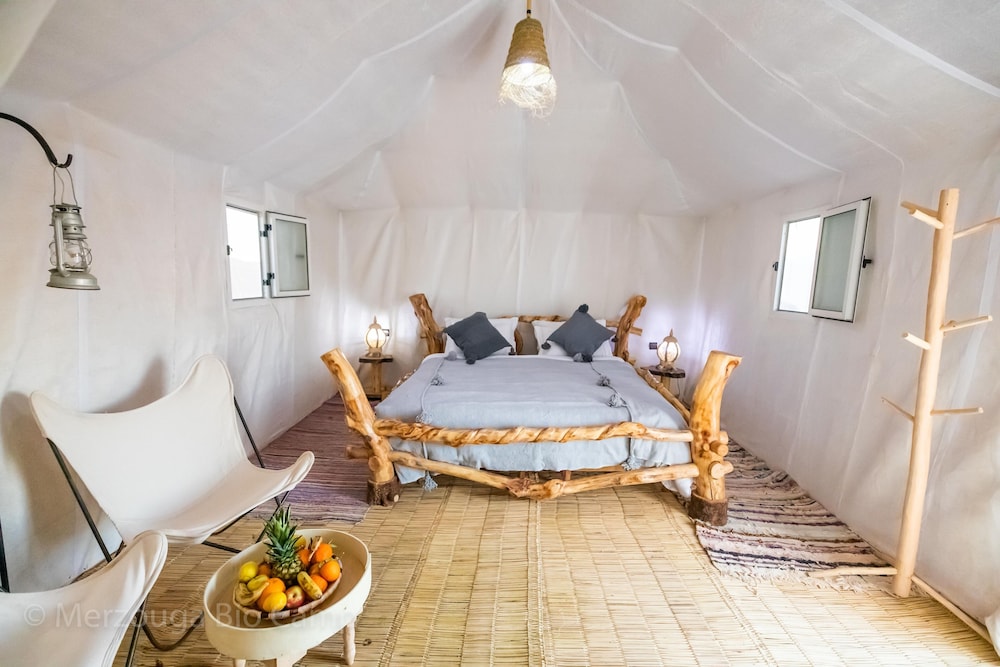Deluxe Tent photo 1