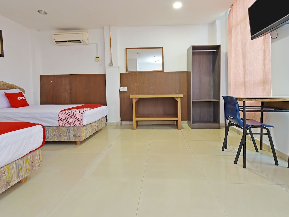 Deluxe Twin Room photo 2