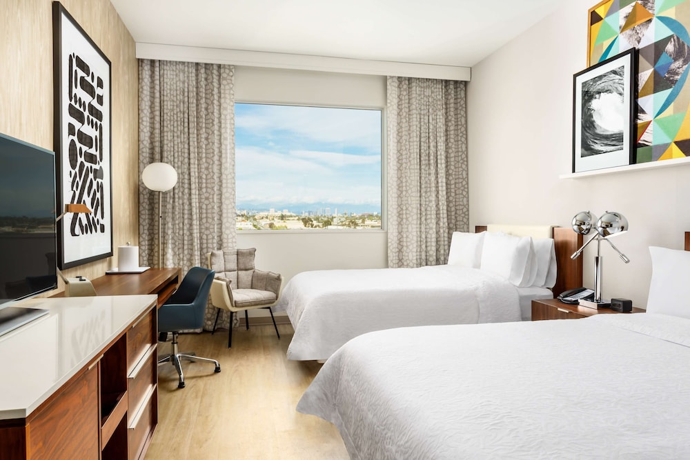 Room, 2 Queen Beds, Accessible, Non Smoking