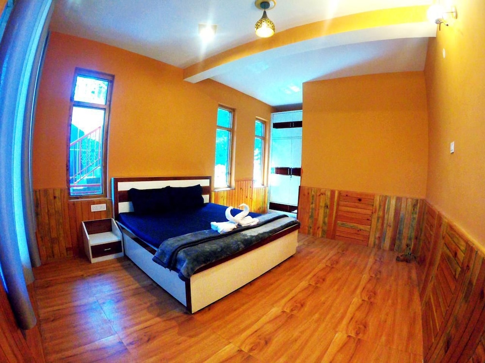 Shared Dormitory, Multiple Beds, Mountain View photo 1
