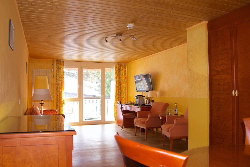 Suite - Photo 6