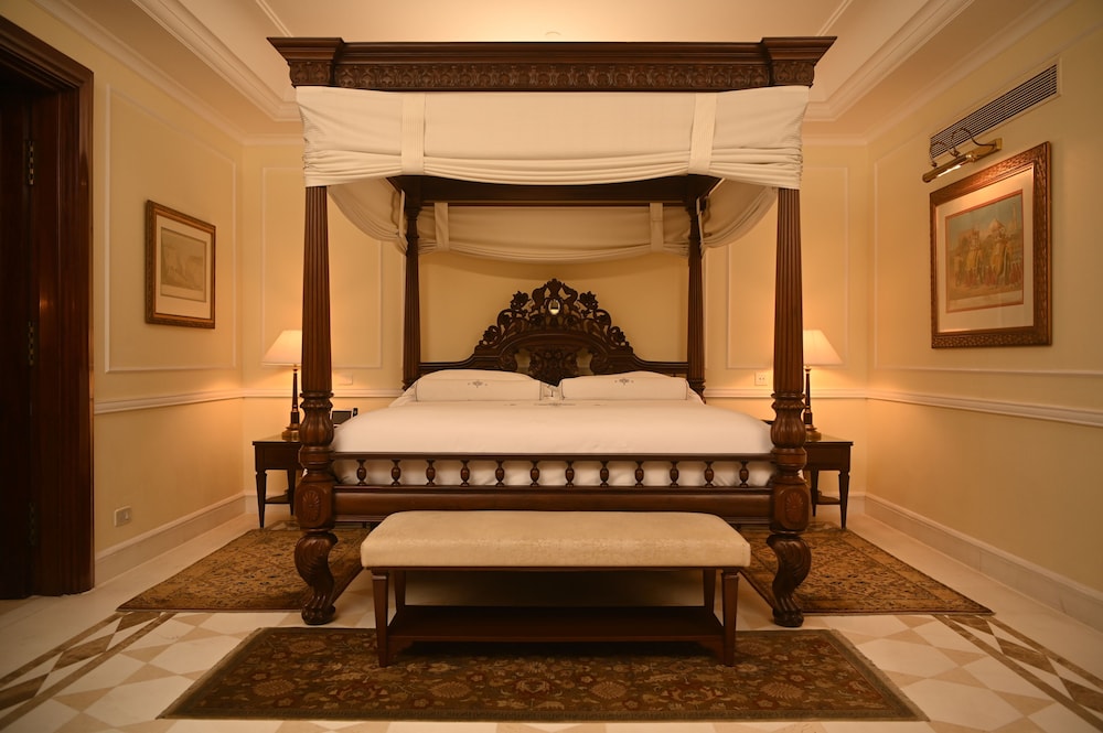 Suite (The Imperial)