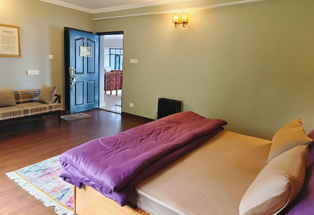 Standard Room photo 2