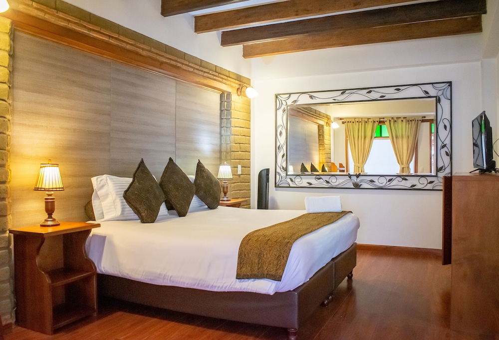 Standard Double Room, 1 King Bed photo 2
