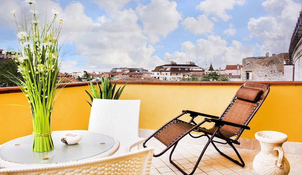 Deluxe Triple Room, Terrace (La Terrazza) photo 1