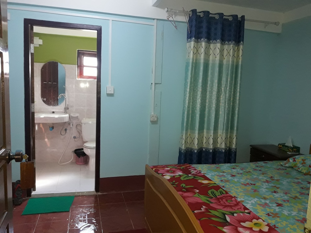Budget Double Room photo 1