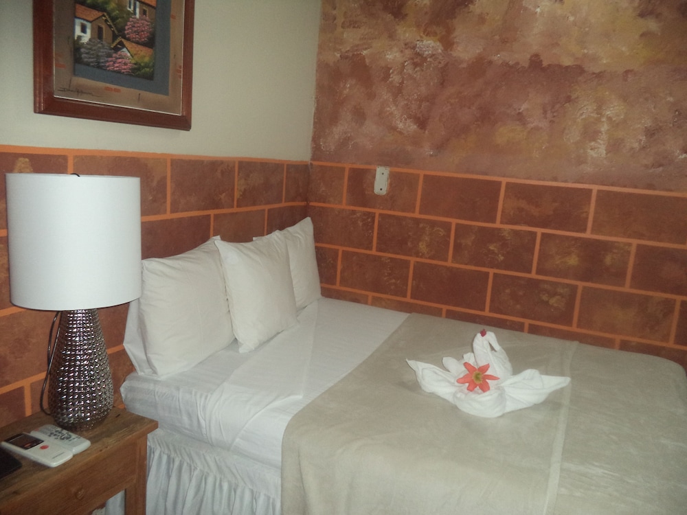 Double Room Single Use, 1 Double Bed photo 1