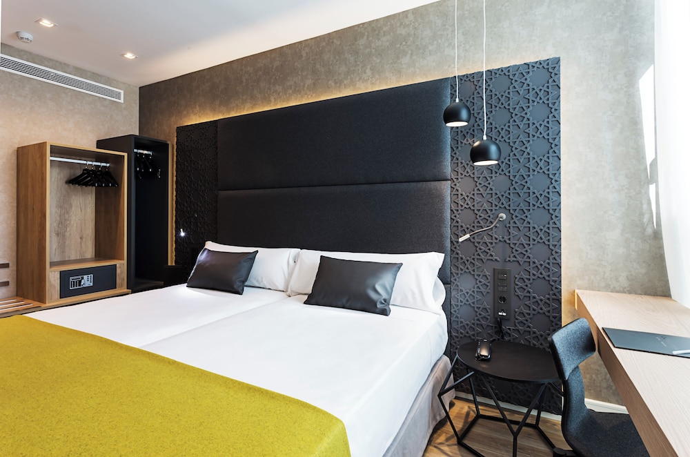 Premium Double Room Single Use