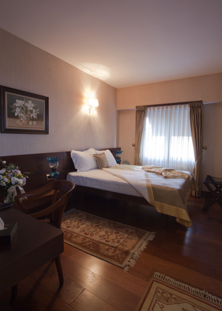 Standard Single Room, 1 Double or 2 Twin Beds photo 2