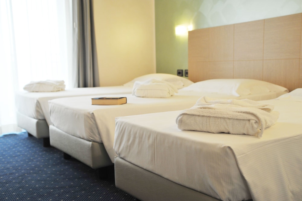 Triple Room photo 2