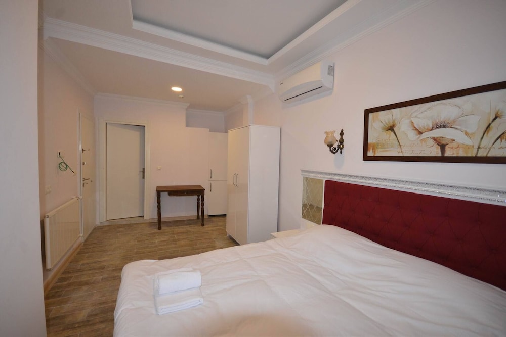 Standard Room photo 3