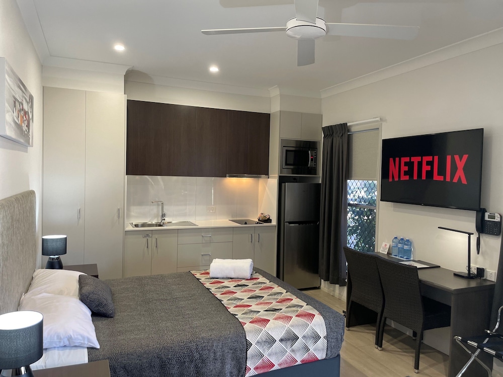 Spacious Twin Studio Apartment photo 1
