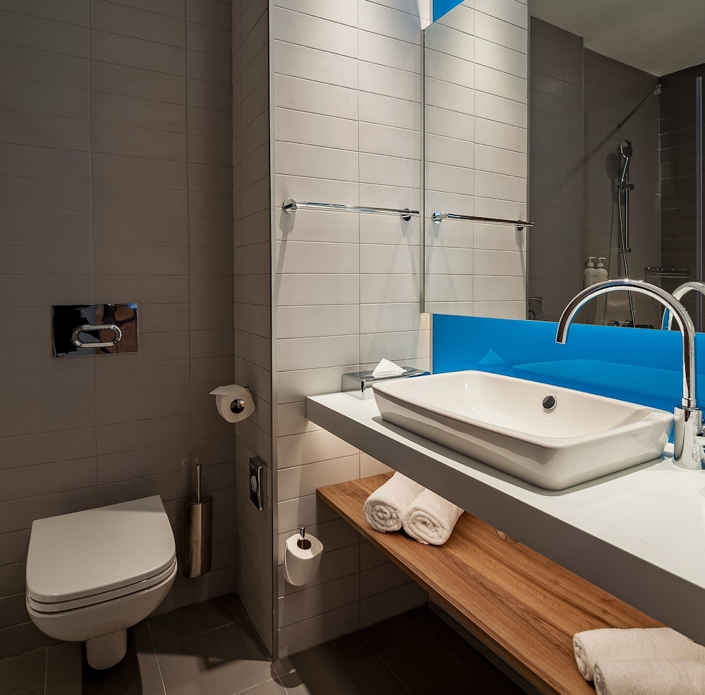 Standard Room, 2 Twin Beds (Extra Bed) - Photo 6