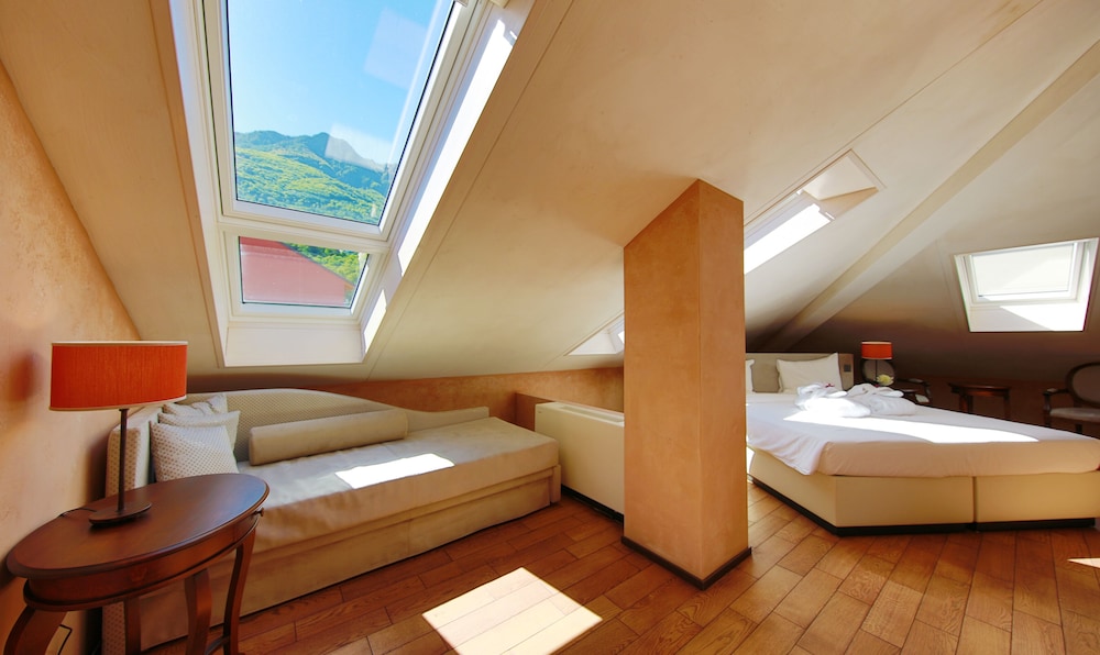 Junior Loft photo 3