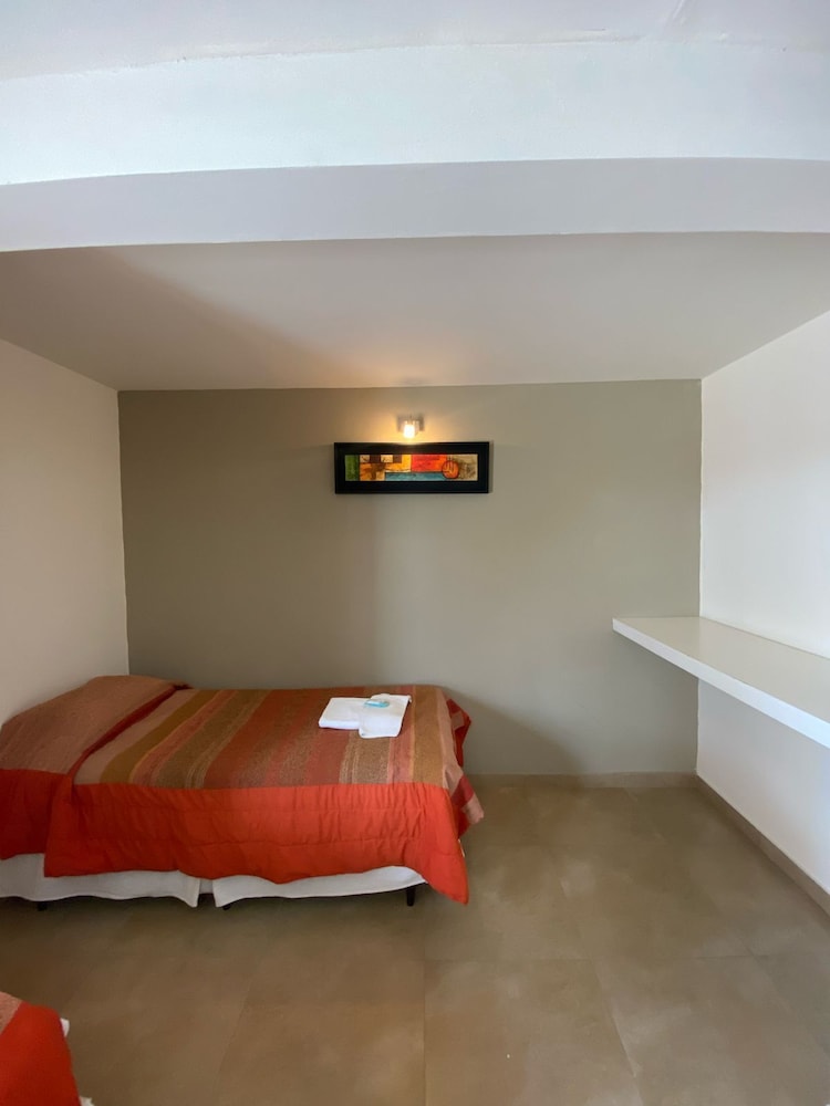 Basic Single Room photo 1