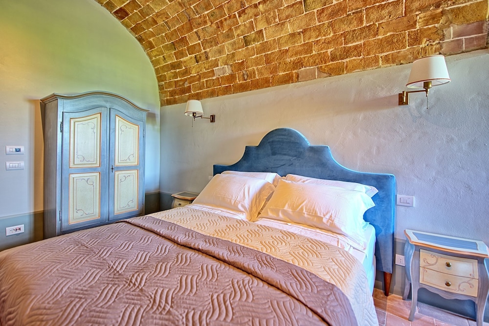 Romantic Suite photo 1
