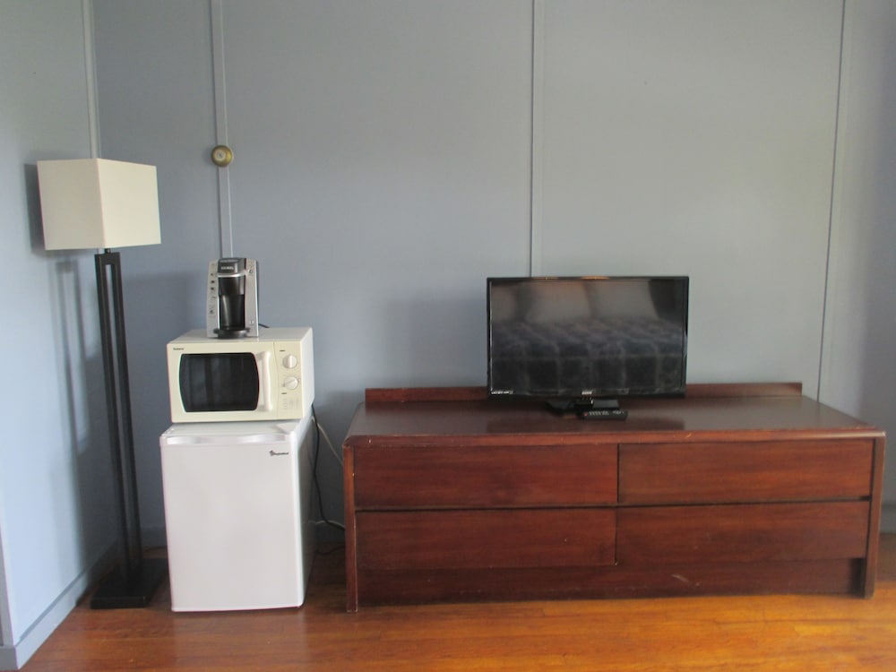 Standard Room, 1 King Bed photo 2