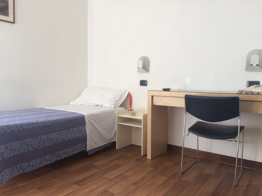 Basic Single Room