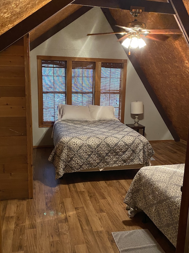 Grand House, 3 Bedrooms photo 3