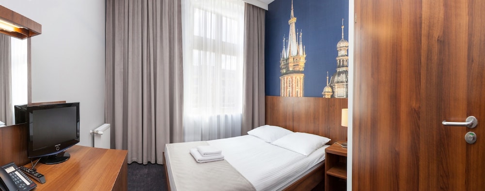 Standard Double Room - Photo 2