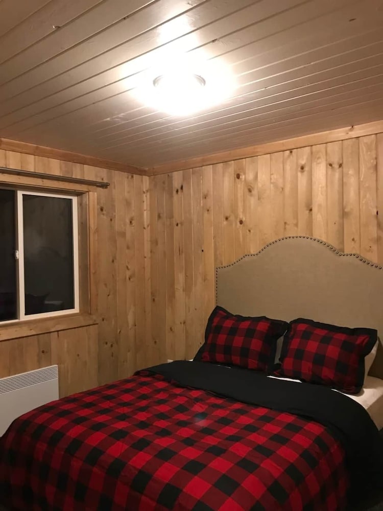 Family Cabin Unit #7 photo 2