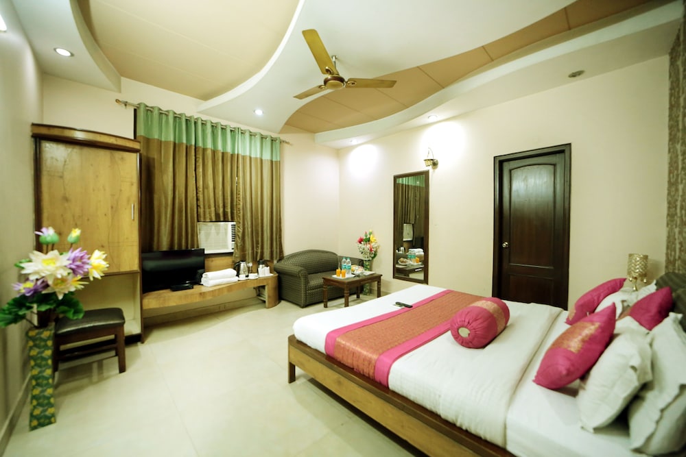 Executive Room - Photo 2