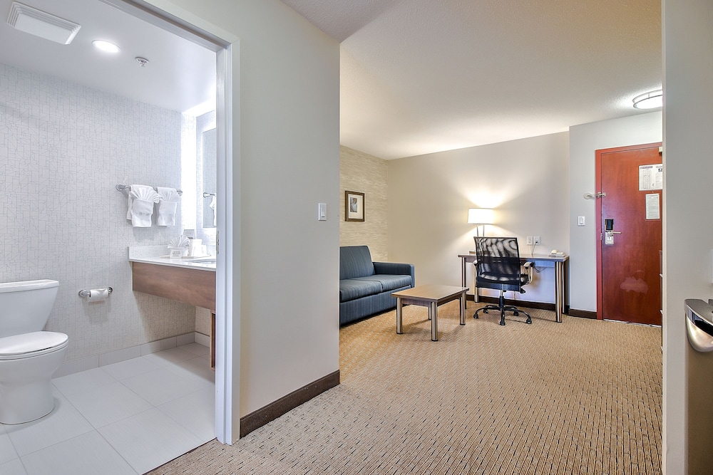 Suite, 1 Bedroom, Non Smoking photo 2