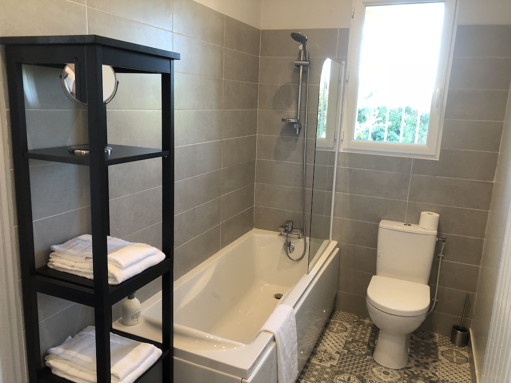 Comfort Double Room, Private Bathroom (Clocher) photo 2