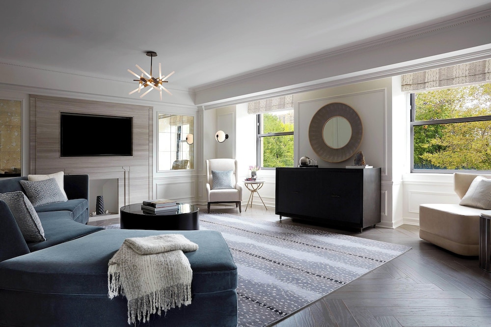Deluxe Suite, 1 King Bed