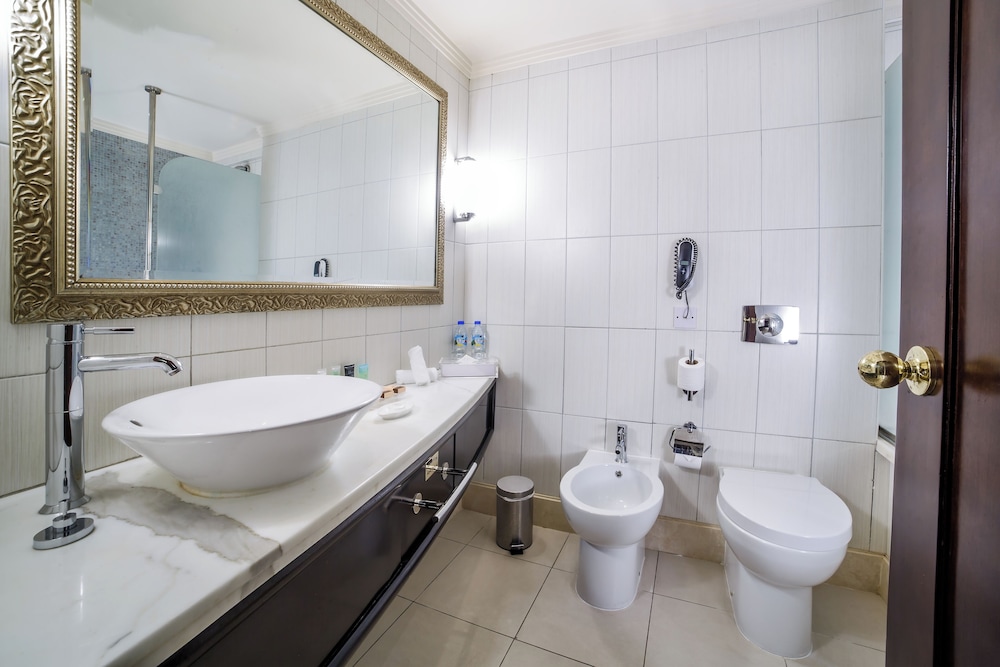 Deluxe Room, 1 Queen Bed
