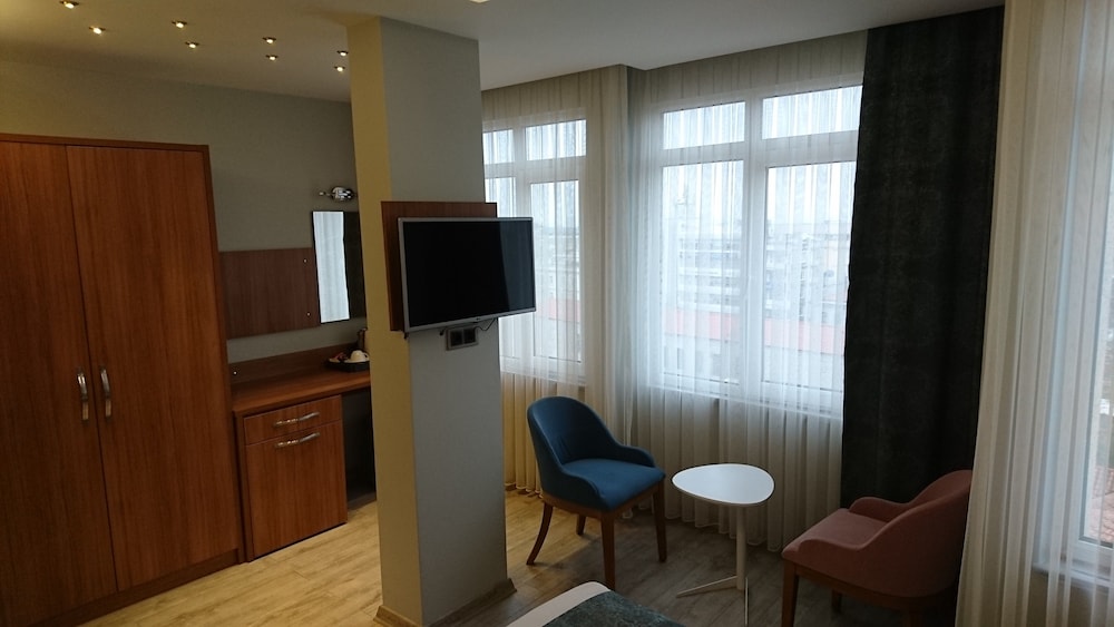 Deluxe Double Or Twin Room photo 2