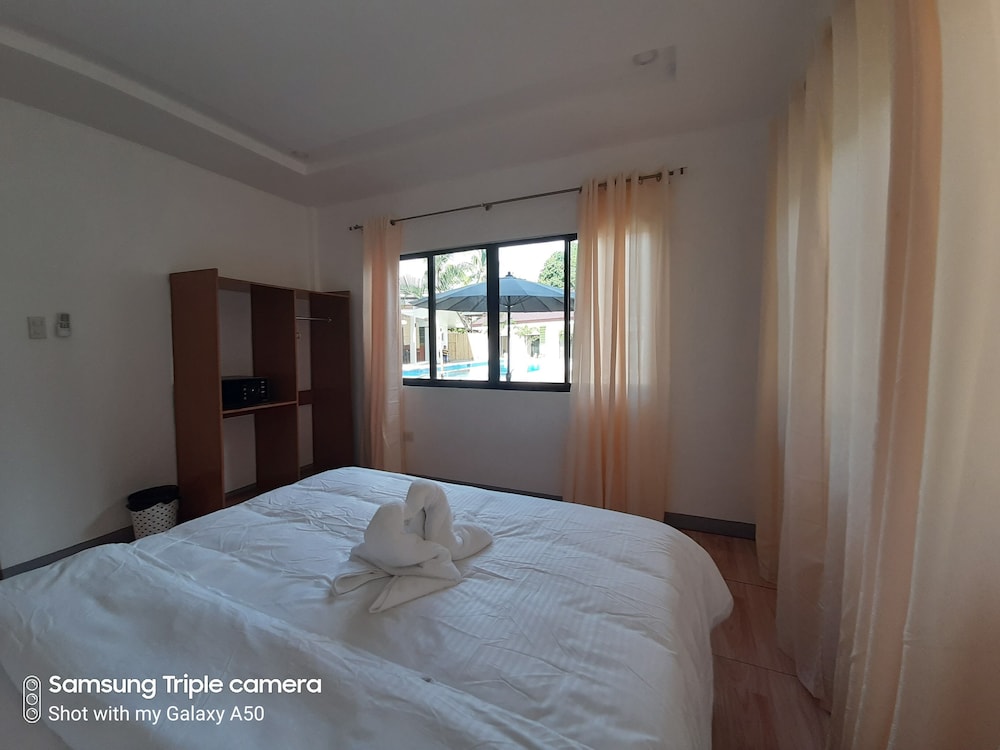 Two Bedroom Deluxe Villa photo 3