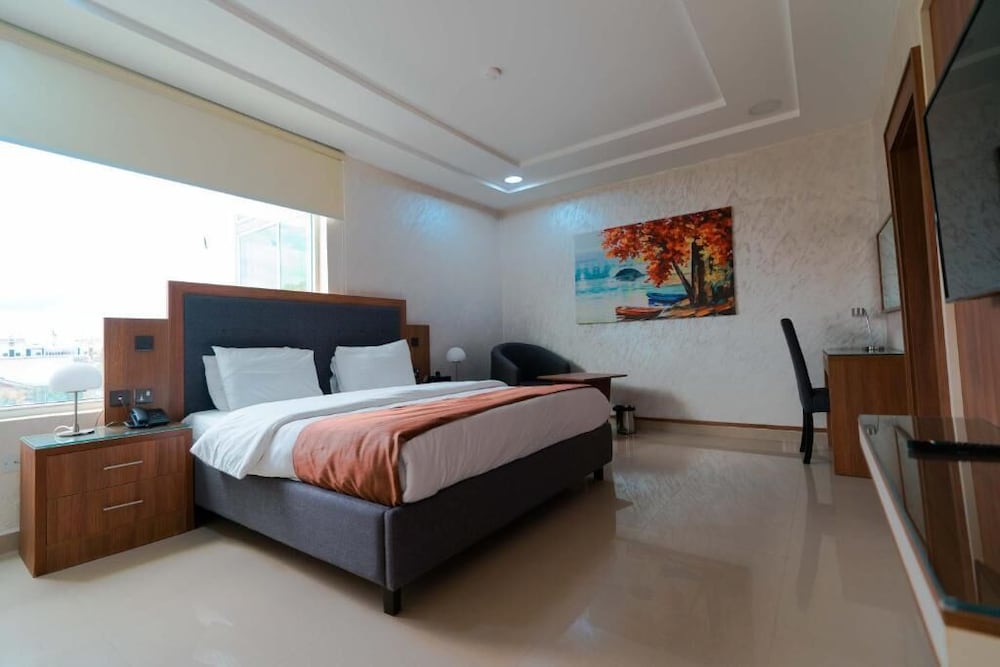Junior Suite, 1 King Bed