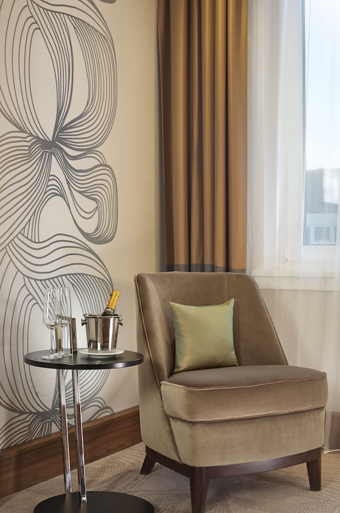 Junior Studio Suite, 1 King Bed