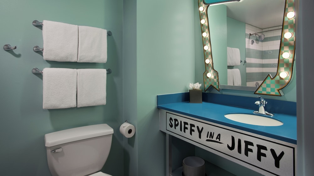 Cars Family Suites. Wheelchair accessible with tub and option for hearing accessibility.  1 queen be - Photo 2