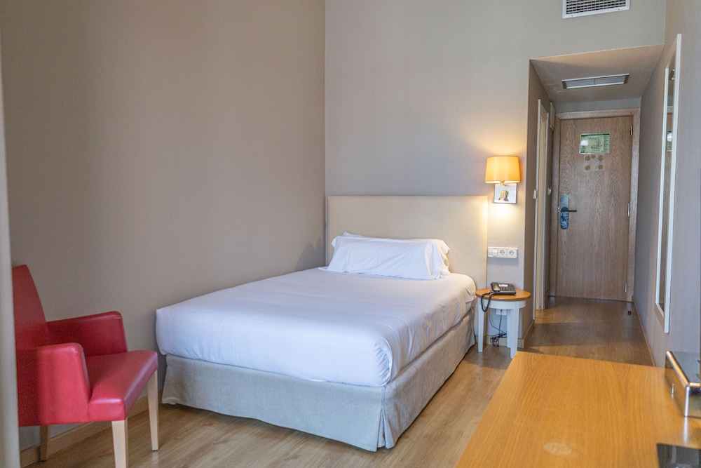 Single Room photo 2