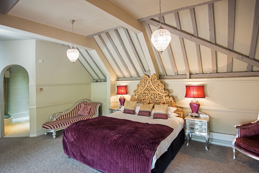 Honeymoon Suite photo 1