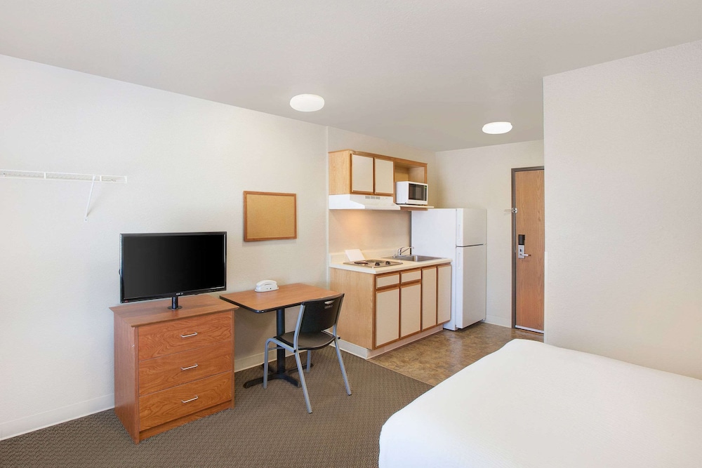 Suite, 2 Queen Beds, Non Smoking photo 1