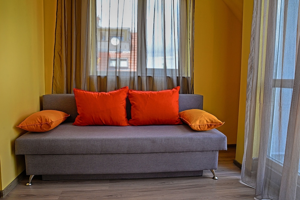 Sunrise Apartment photo 2