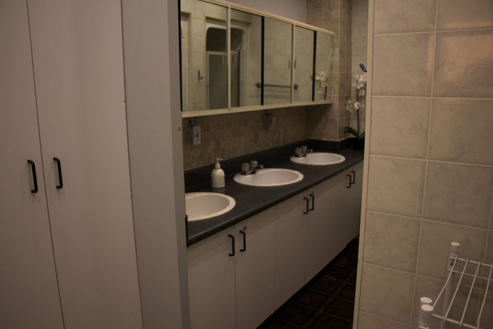 Superior Room, Shared Bathroom - Photo 8