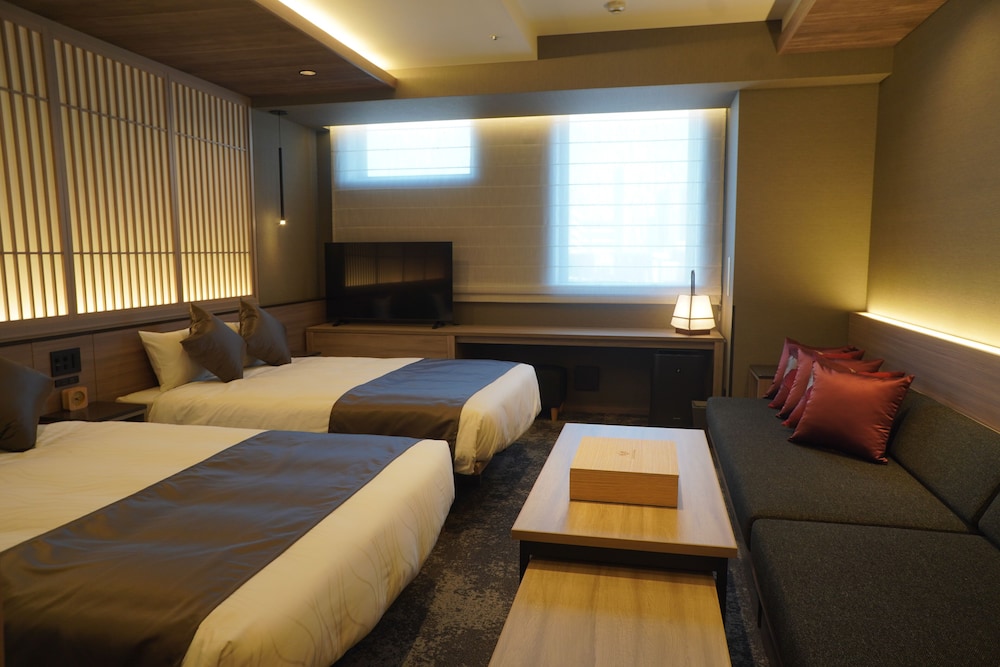 Room (Grand Suite) photo 2