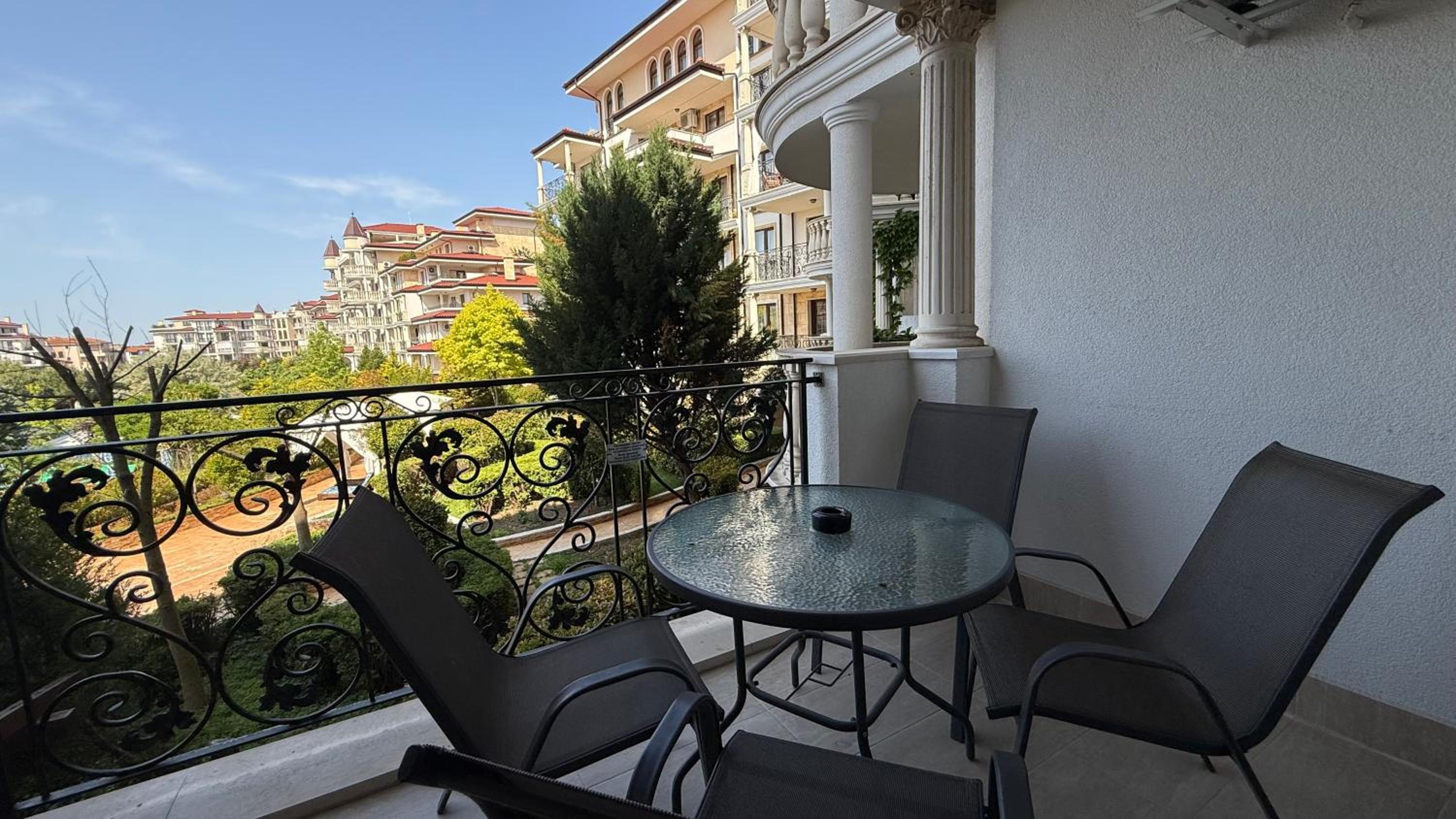 Two-Bedroom Apartment with Terrace photo 2