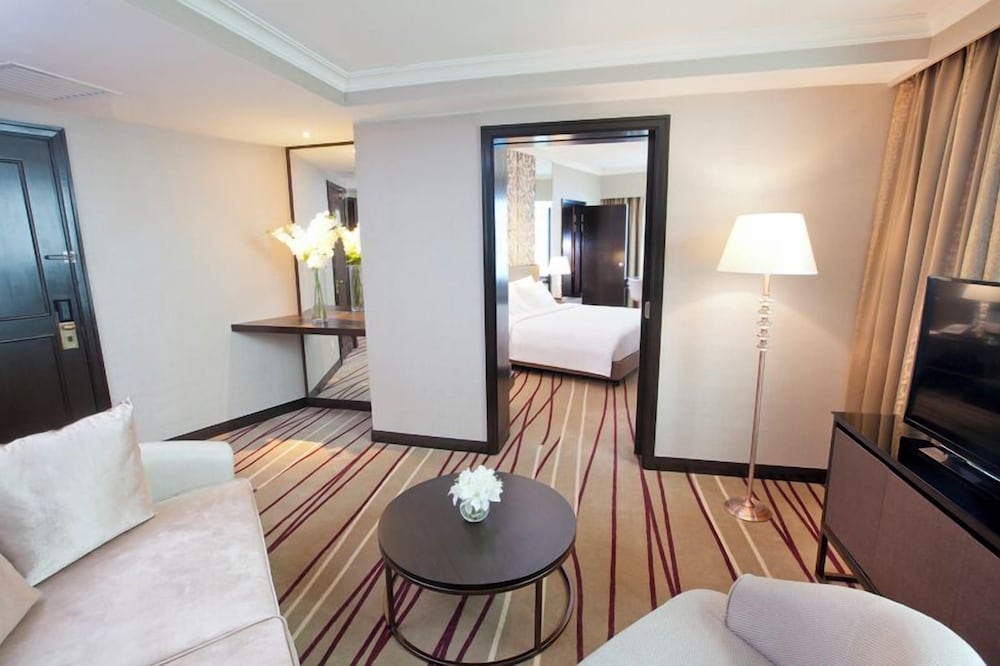 Dorsett Suite photo 3