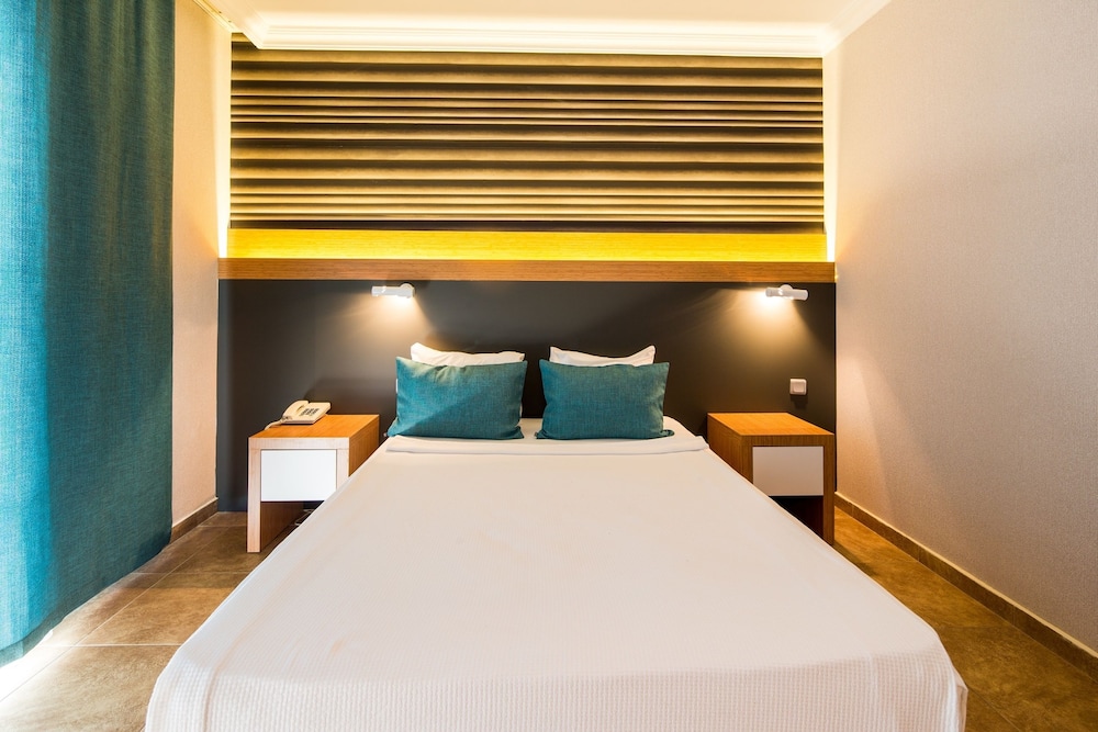 Standard Room photo 2