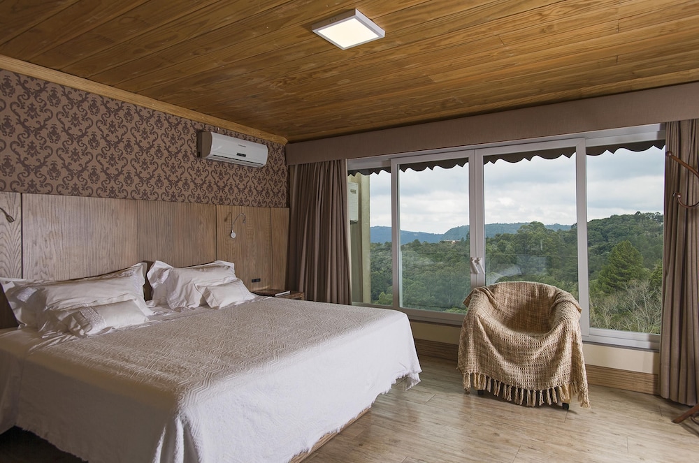 Exclusive Room thumbnail 6